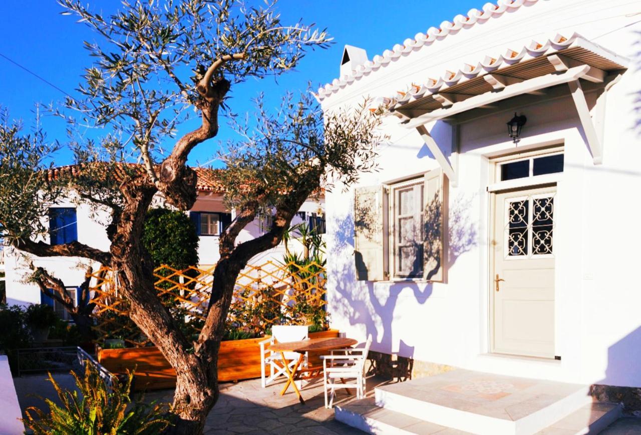 Aria House