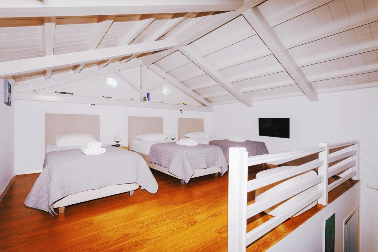 Aria House